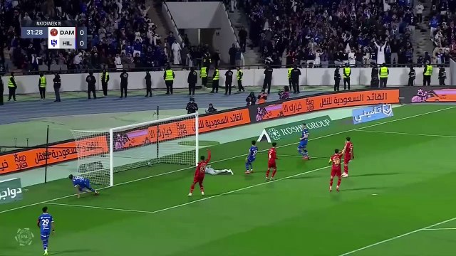 Milinkovic-Savic saves Al Hilal from defeat