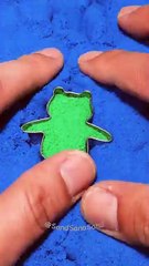 Very Satisfying Video Kinetic Sand Cutting and Squish #4