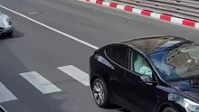 142 مليون دولار على عجلات.. مرسيدس الأغلى تجوب شوارع موناكو