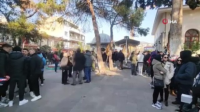 Tekerlekli sandalyede ölü olarak taburcu edildiği iddia edilen şahıs toprağa verildi