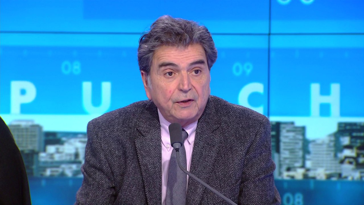 Pierre Lellouche : «Emmanuel Macron ne peut pas empêcher de se mettre en scène»