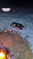 Biçare köpeklere el uzatıp hayatta kalmalarını sağlayan hayvan sever. O yavruların, o annenin duası senin sırtını yere getirmez 👏🏻