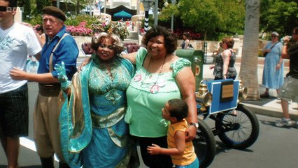 Alison Hammond Explores Florida in Episode 9 🌴