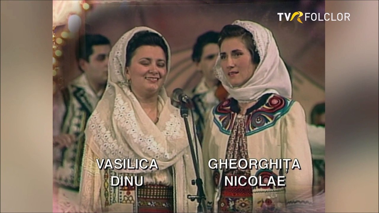 Vasilica Dinu si Gheorghita Nicolae - Concert de colinde Sala palatului (Tezaur folcloric - TVR - 1990)