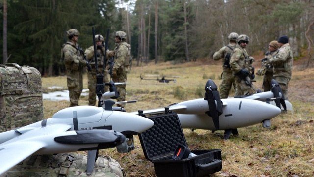 Avec le conflit en Ukraine, l'armée américaine se prépare à la « guerre des drones »