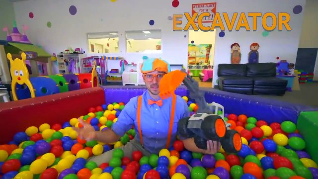 Blippi Visits an Indoor Play Place! _ Blippi Full Episodes _ Blippi Toys