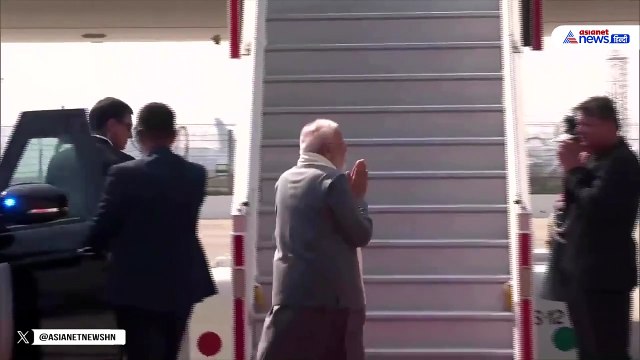 PM Modi France Visit: फ्रांस की यात्रा पर कुछ इस अंदाज में रवाना हुए PM Narendra Modi