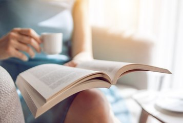 Envie de vous lancer dans la fantasy ? Ce roman primé en 2024 est parfait pour débuter