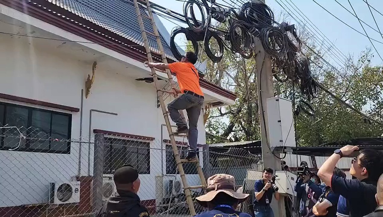 สำนักงาน กสทช. ลงพื้นที่ชายแดนสระแก้ว ปฏิบัติการล้มเสา ตัดสาย ทำลายซิม
