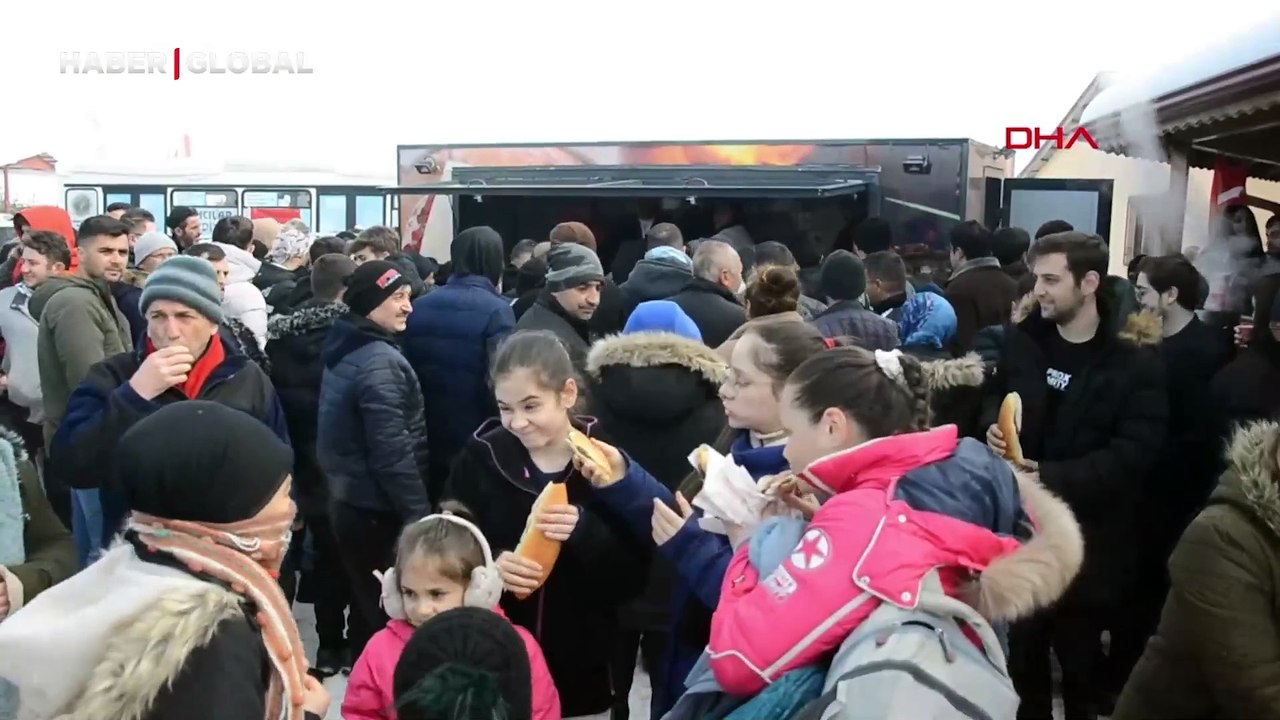 Sivas'taki kış festivalinden renkli görüntüler