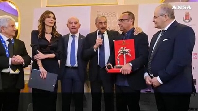 Bartoletti celebra le nozze tra Sanremo e la Rai con il sindaco e Conti