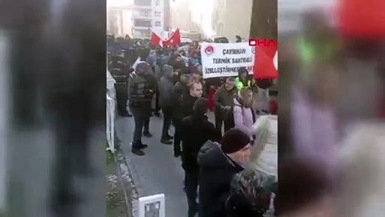 Onlarca termik santral işçisi Ankara'da yürüyor!