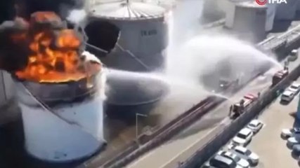 Güney Kore’de dev yakıt tankında patlama ve yangın