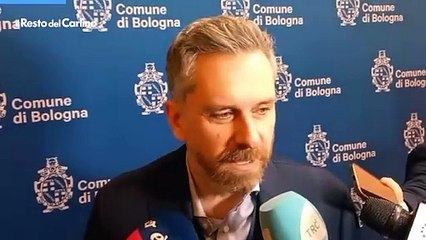 Blitz in Comune a Bologna, il sindaco: far? denuncia