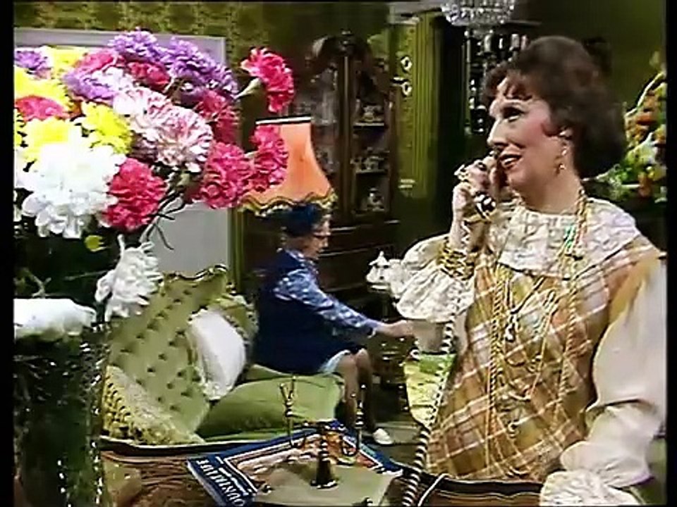 George and Mildred - Season 5 Episode 07: I Gotta Horse
