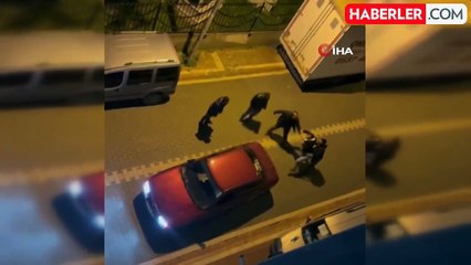 Esenyurt'ta Çalıntı Araç Krizi: Araç Sahibinin Arkadaşları Şüpheliyi Darp Edip Karakola Götürmeye Çalıştı