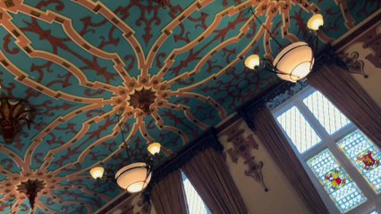 Walking tour of inside Crewe Hall Hotel