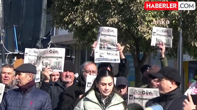 Edirne'de Birgün Gazetesi Okurları Gözaltılara Karşı Eylem Düzenledi