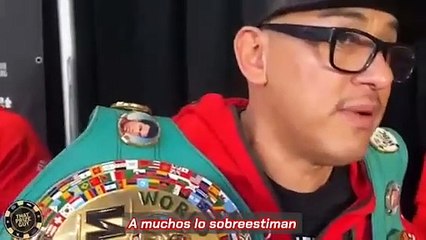 David Benavidez's father exposes the 'deceptive' strategy for choosing opponents.