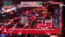İstanbul'da yağmurun da etkisiyle trafik yoğunluğu yüzde 80'e çıktı