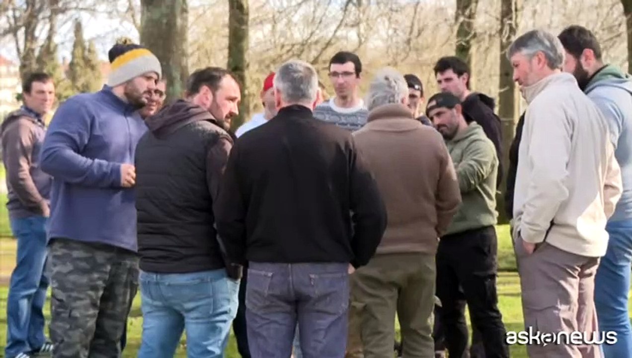 In Francia gli agricoltori protestano contro accordo Ue-Mercosur