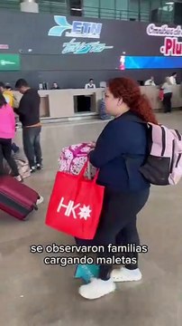 Llegan viajeros a Central de Autobuses de Monterrey vacaciones decembrinas