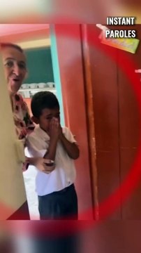 Ce garçon de 8 ans ne s’attendait pas à une telle surprise de la part de ses camarades de classe