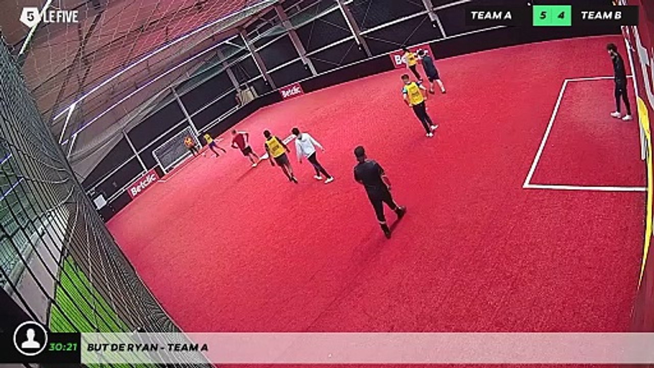 But de Ryan - Team A