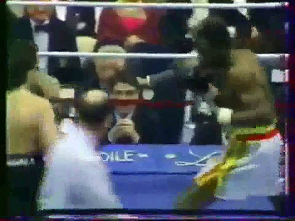 Gilbert Dele vs Rocky Berg