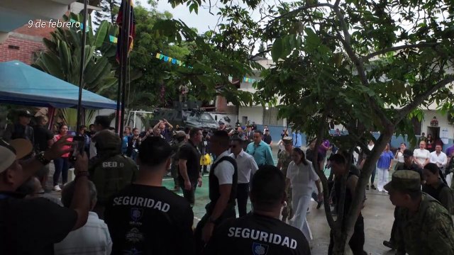 Noboa comemora ida ao 2º turno das presidenciais no Equador