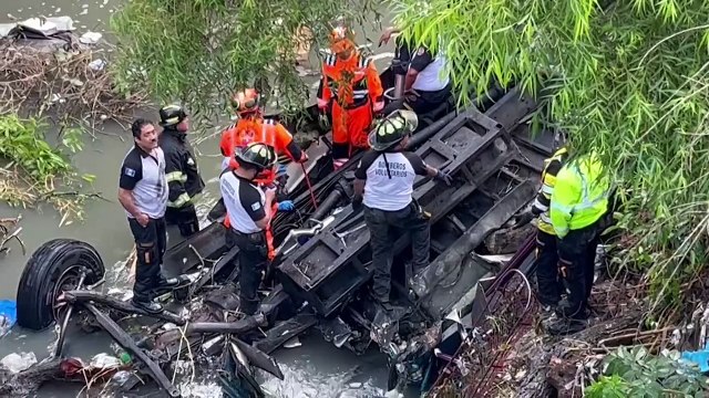 مصرع 51 شخصا على الأقل إثر سقوط حافلة في واد في غواتيمالا