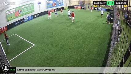 Faute de Enzo F - EMIGRANTES FC