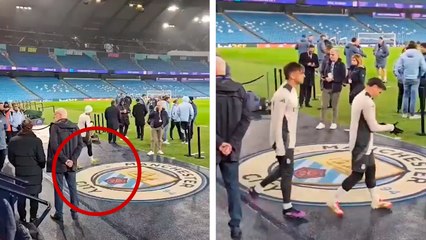 Real Madrid: Los jugadores merengues muestras máximo respeto al no pisar escudo del Manchester City