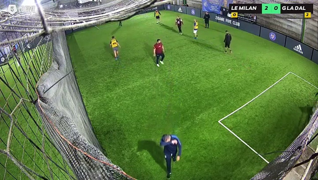 Le Milan CassÉ - G La Dalle 10/02 à 19:36 - Football Terrain 1 (LeFive Valenciennes)