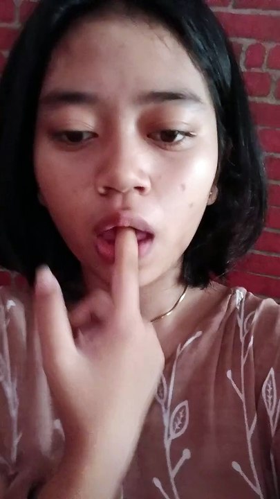 Clara (26)