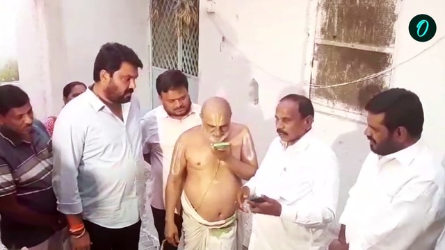 Rangarajan, CM Revanth Reddy: రంగరాజన్ ను పరామర్శించిన సీఎం రేవంత్ రెడ్డి |Oneindia Telugu