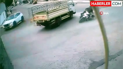 Motosikletlinin Ölümden Kıl Payı Kurtuluş Anı Kamerada