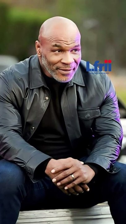 Mike Tyson pose ses valises au Sénégal