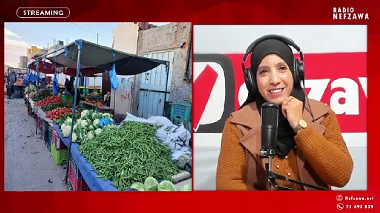 اسعار الخضر والغلال من السوق الاسبوعية بقبلي مع مراسل نفزاوة الهادي بوصفة