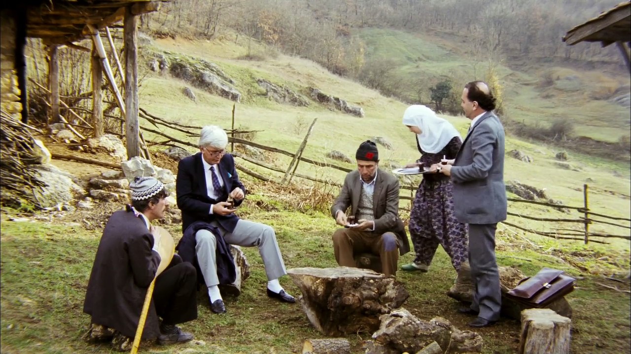 ABUK SABUK BİR FİLM KEMAL SUNAL ⭐️  DRAM ||   AİLE ⚡ 1990 TEK PARÇA İZLE ⭐️FULL HD 1990İZLE⭐️