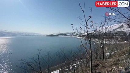 Hazar Gölü'nde Kış Manzarası: Ziyaretçi Akını