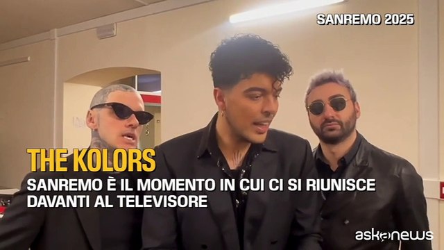 Sanremo, The Kolors: il momento in cui ci si riunisce davanti a TV