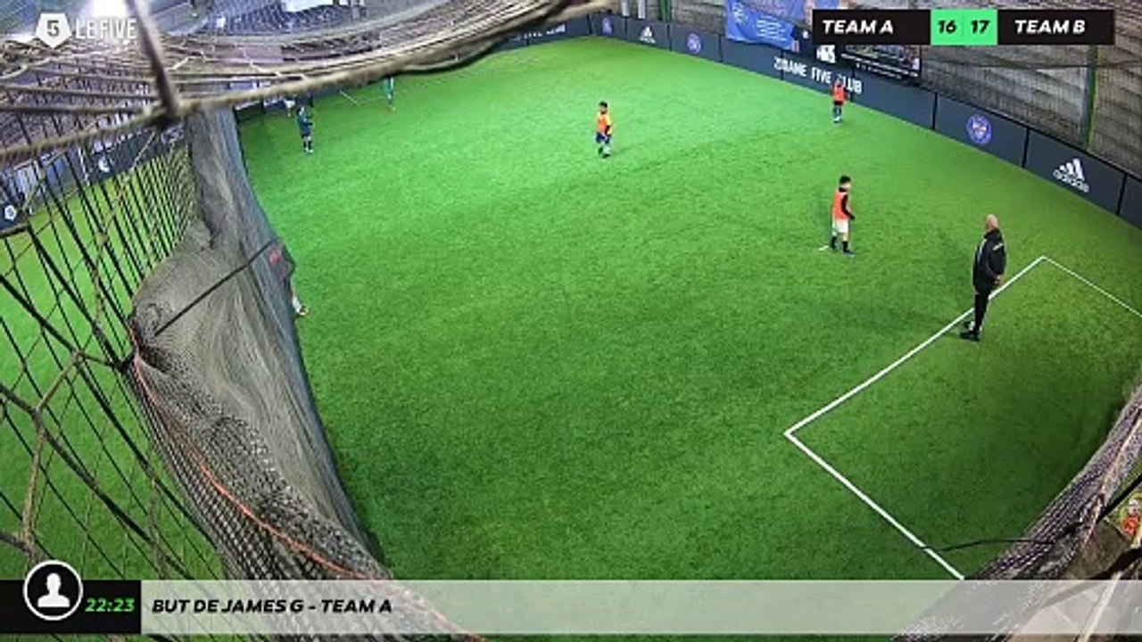 But de James G - Team A