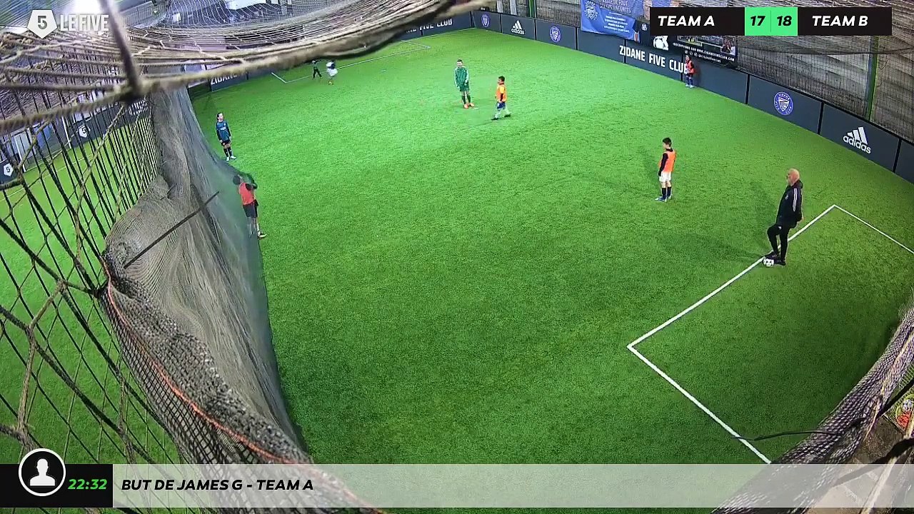 But de James G - Team A
