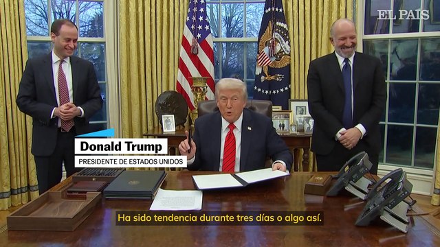 Donald Trump firma una orden para terminar con las pajitas de papel: “Volvemos al plástico”