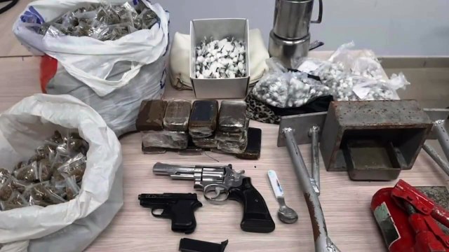 Camorra, 17 arresti nel clan Pezzella tra Frattamaggiore, Frattaminore e Crispano (11.02.25)