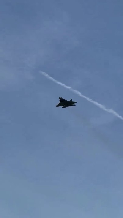 Fighter jet 💕💕💕💕💕