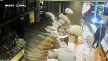 Beşiktaş'ta kuyumcu soygunu! Saniye saniye kameraya yansıdı