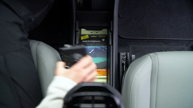 Le SUV électrique Volvo EX30 Cross Country est conçu pour circuler sur les terrains accidentés