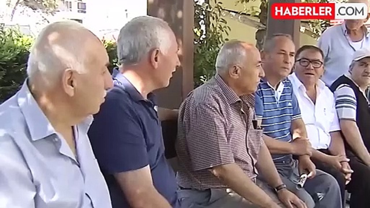 Çalışma ve Sosyal Güvenlik Bakanı Işıkhan: Emeklilerin bayram ikramiyesiyle ilgili çalışma yapacağız